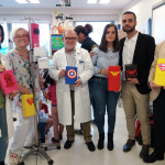 Asier, de Fluid 3D, dona a Pediatría carcasas fabricadas mediante impresión 3D para envolver las soluciones fisiológicas