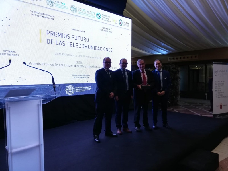 El CEEIC, premiado por su trayectoria en los Premios al Futuro de las Telecomunicaciones